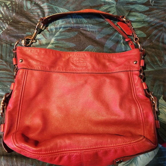 Red coach purse - Picture 3 of 11